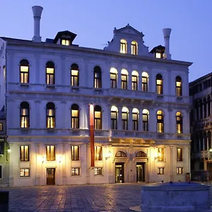 **** Отель Ruzzini Palace Италия