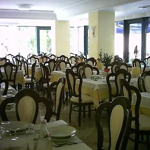 hotel-misano.emilia-romagnahotels.net/